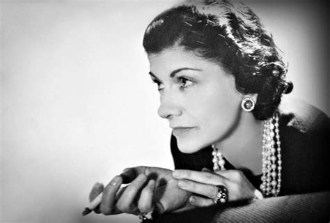 la fascinante biografia de coco chanel|Coco Chanel best known for.